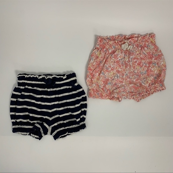 Baby Gap set of 2 Girls Shorts Sz 6 to 12 M - Picture 10 of 10